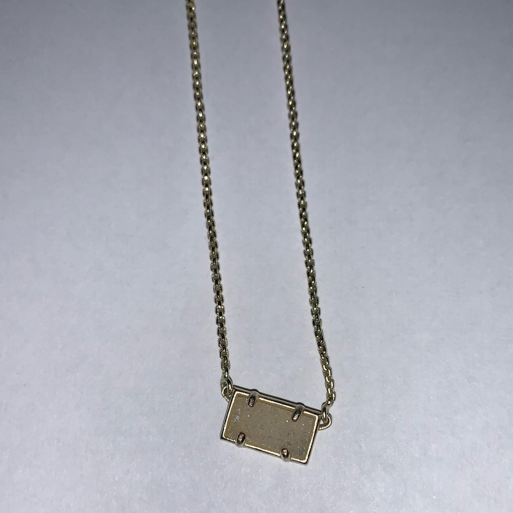 Kendra Scott Pattie Necklace In Gold